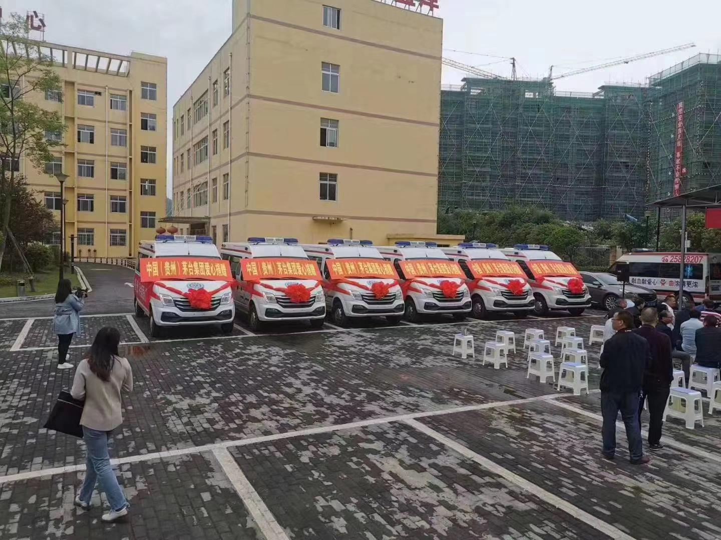 6台上气大通V80负压救护糖心vlog发往贵州